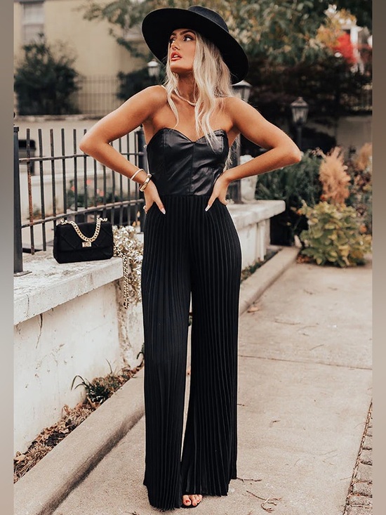 DO+BE Pants - NWT DO+BE Strapless Wide Leg Pleated Black Jumpsuit Romper Women’s Medium
